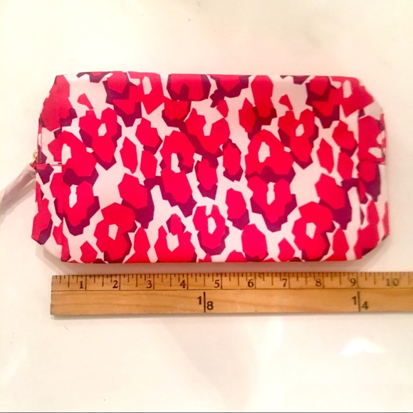 ESTEE LAUDER Pink Animal Print Cosmetic Bag - Picture 6 of 7